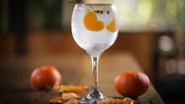 Que tal drinques com flores?