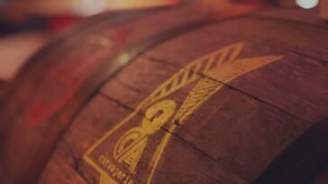 Oca Cervejaria comemora seu primeiro ano com lançamento