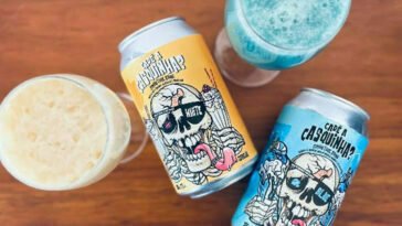 Cervejaria Under Tap lança duas colaborativas, uma azul e outra branca