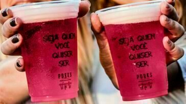 Outubro Rosa: Rede de pubs vai comercializar 50 mil litros de Chope Rosa com valor revertido