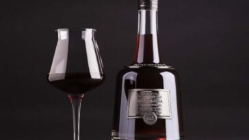 Brewine Leopoldina apresenta Barley Wine Turfada em edição limitada
