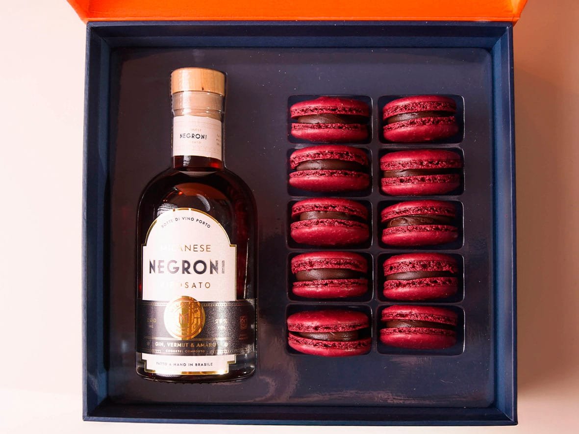 Collab entre May Macarons e Milanese Aperitivo une Negroni e ...