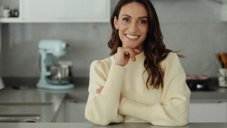 Flávia Machioni apresenta o livro A Cozinha que Existe em Mim