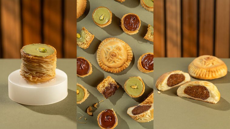 Montagem de doces do Kebab Shop com massas finas recheadas de cremes verde e marrom e biscoitos redondos com recheio escuro.