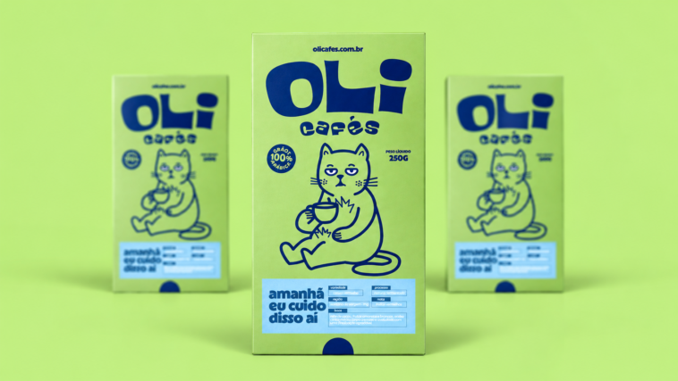 Três embalagens verdes de café Oli, com ilustração de gato segurando uma xícara e o nome Amanhã eu cuido disso aí.